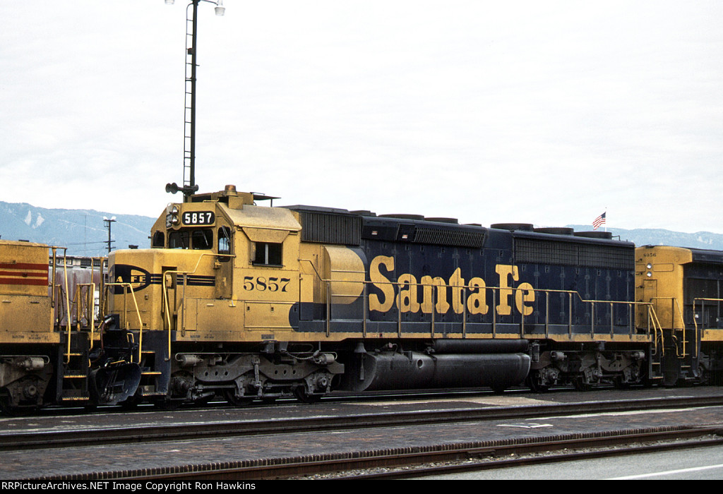 ATSF 5857 (REPOST)